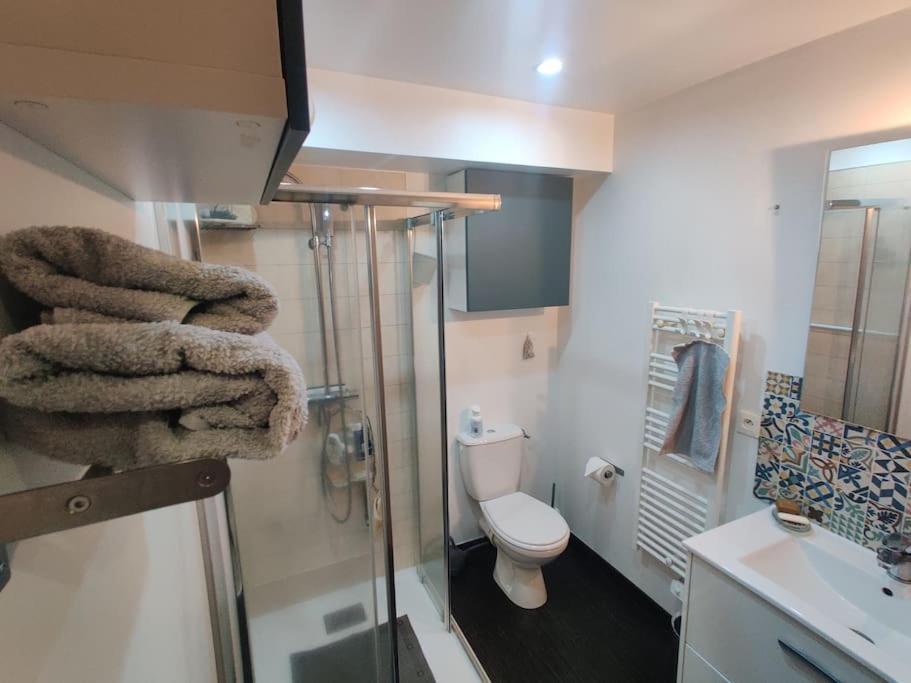Les Capucins Apartamento Coulommiers Exterior foto